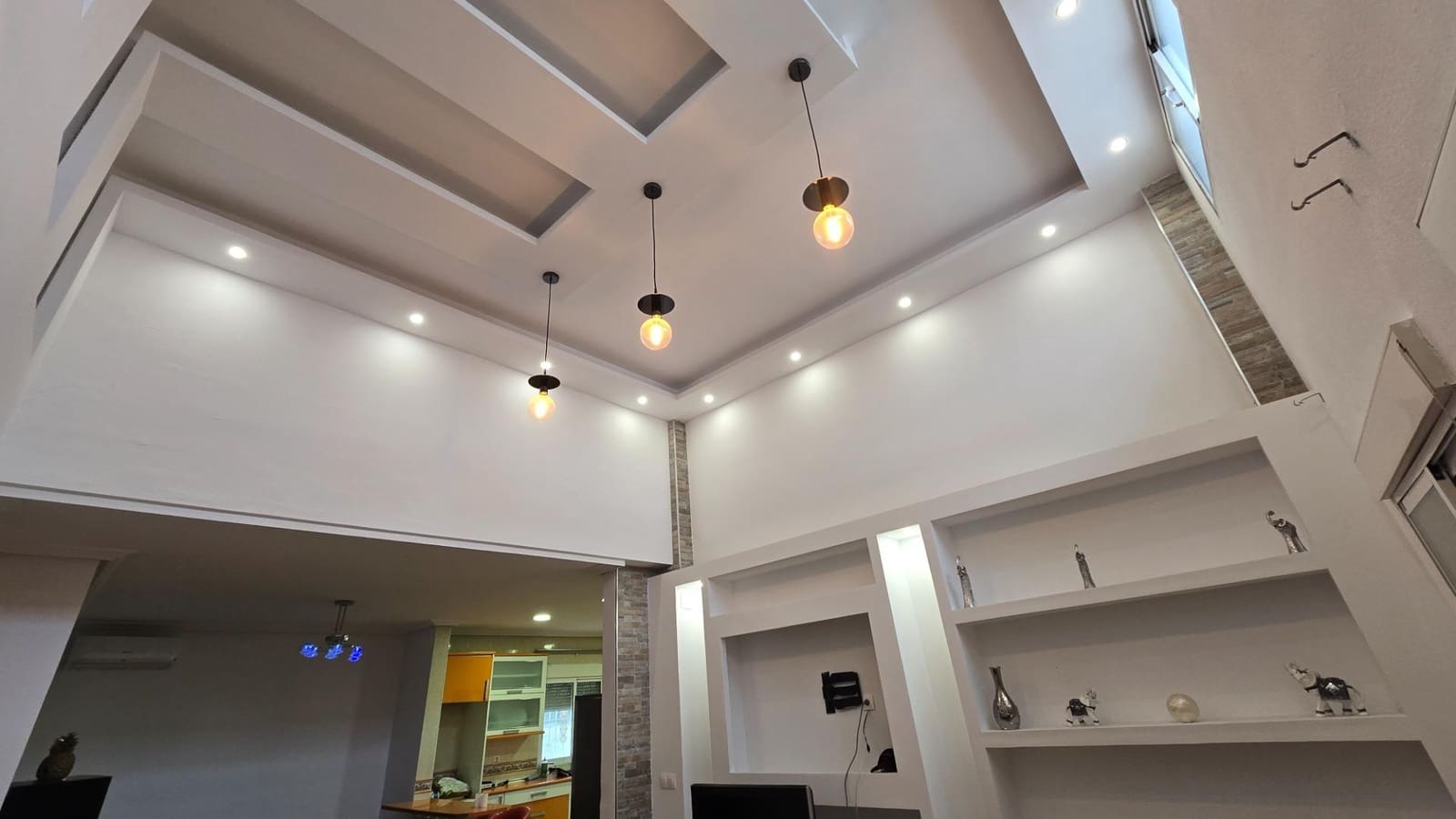 6 bedroom Villa for sale in La Marina with pool - € 430,000 (Ref: 9356028)