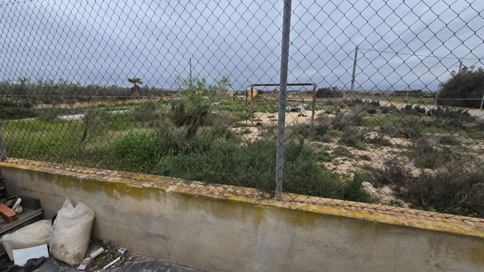 6 bedroom Villa for sale in La Marina with pool - € 430,000 (Ref: 9356028)