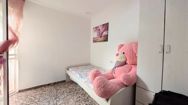 2 makuuhuone Asunto myytävänä paikassa Elche / Elx - 145 000 € (Ref: 9356045)