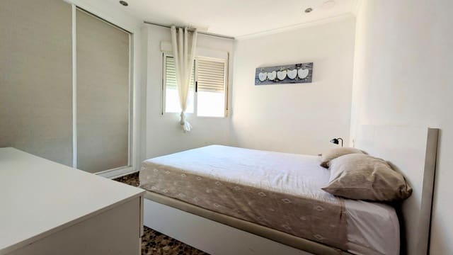2 makuuhuone Asunto myytävänä paikassa Elche / Elx - 145 000 € (Ref: 9356045)