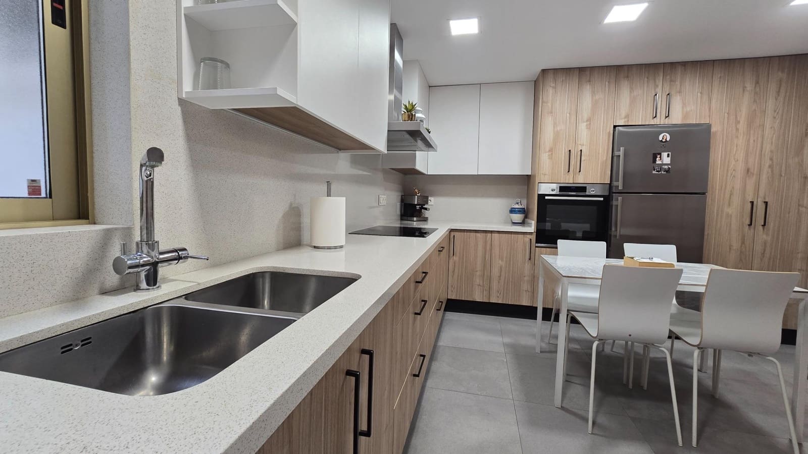 4 sypialnia Mieszkanie na sprzedaż w Elche / Elx - 229 000 € (Ref: 9356046)