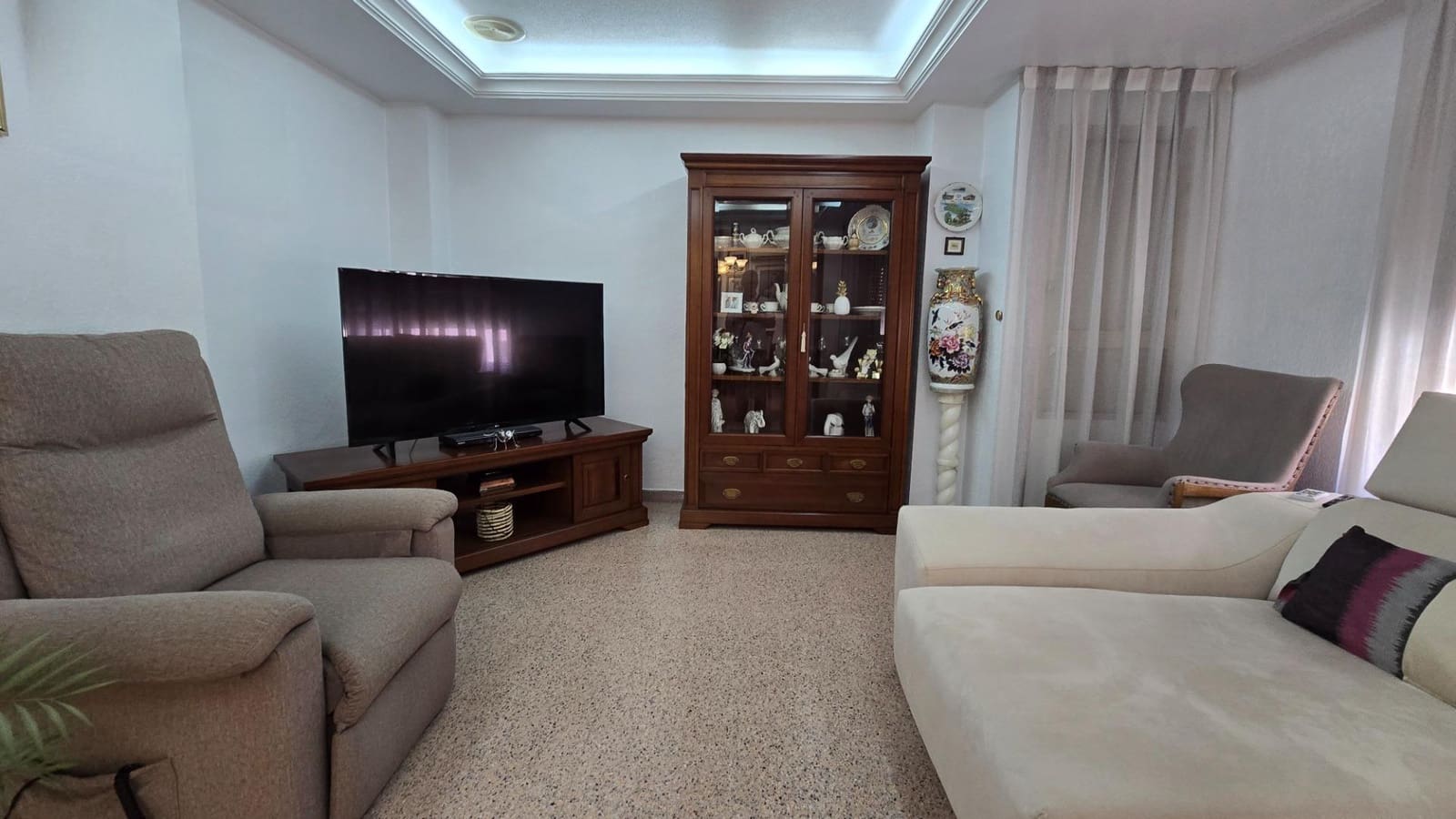 4 sypialnia Mieszkanie na sprzedaż w Elche / Elx - 229 000 € (Ref: 9356046)