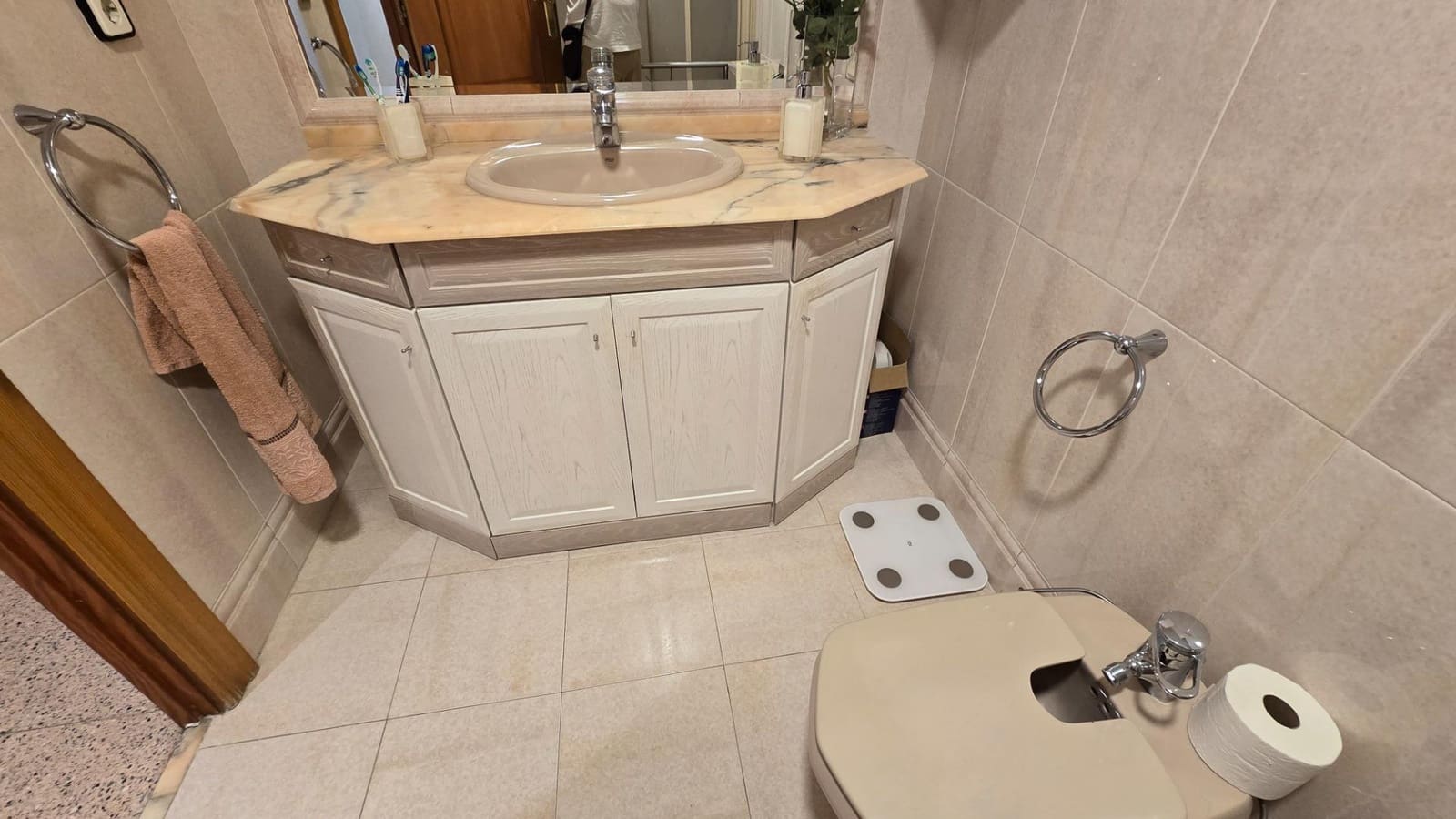 4 sypialnia Mieszkanie na sprzedaż w Elche / Elx - 229 000 € (Ref: 9356046)