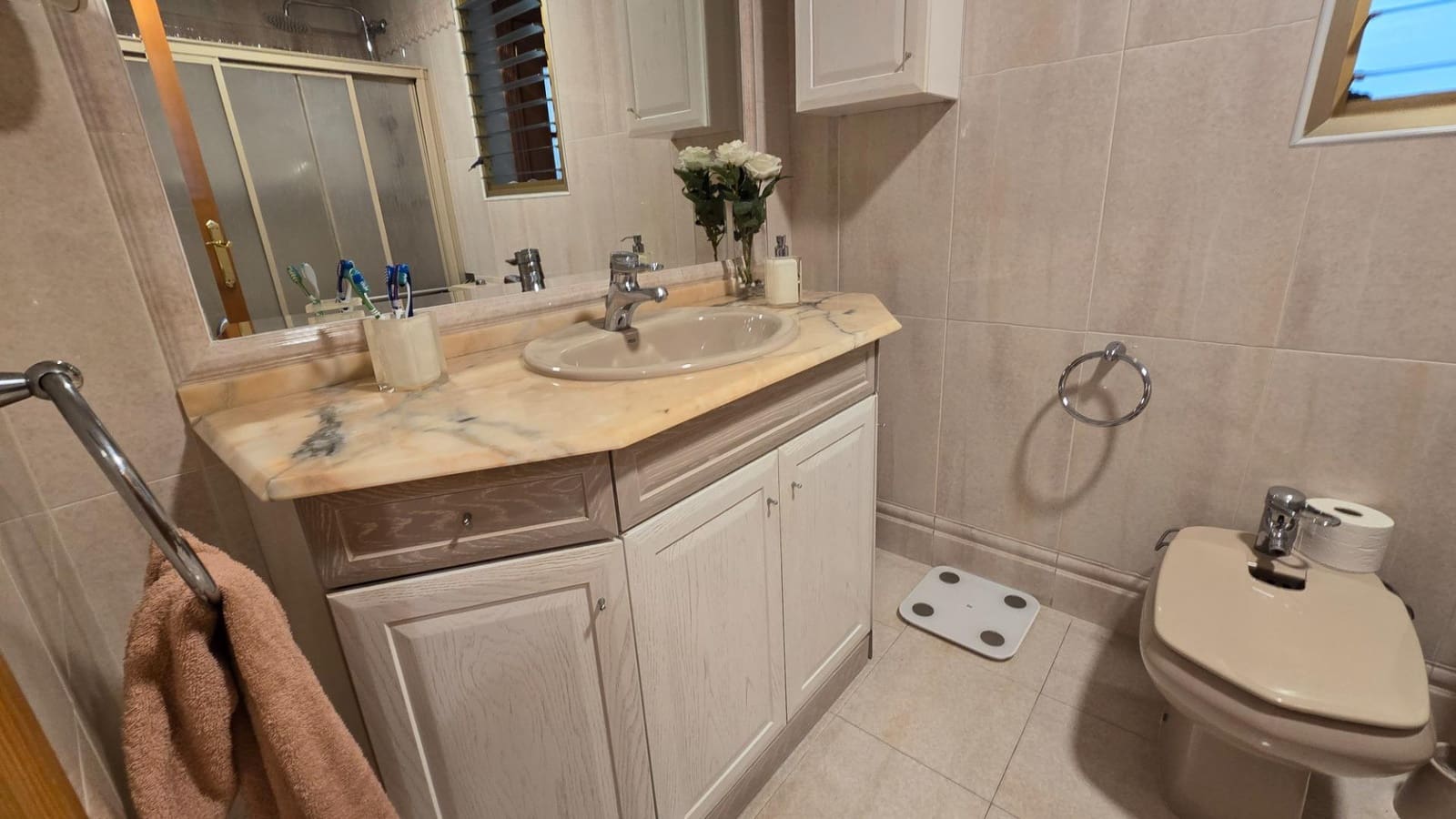 4 sypialnia Mieszkanie na sprzedaż w Elche / Elx - 229 000 € (Ref: 9356046)