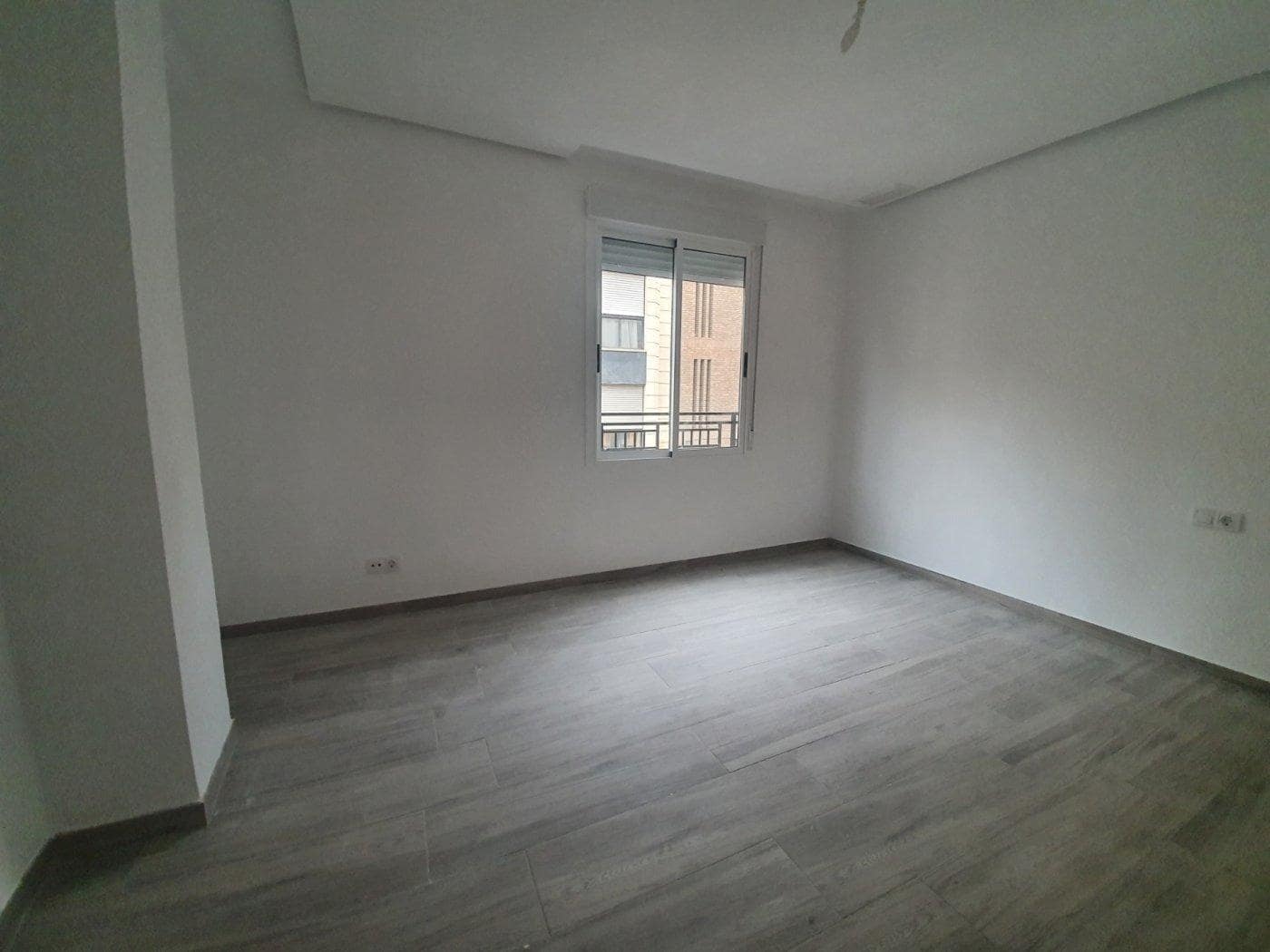 3 quarto Apartamento para venda em Elche / Elx - 245 000 € (Ref: 9356047)