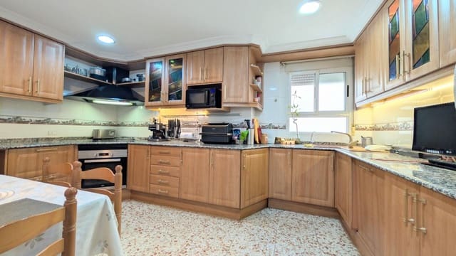 3 soveværelse Lejlighed til salg i Elche / Elx - € 153.000 (Ref: 9356048)