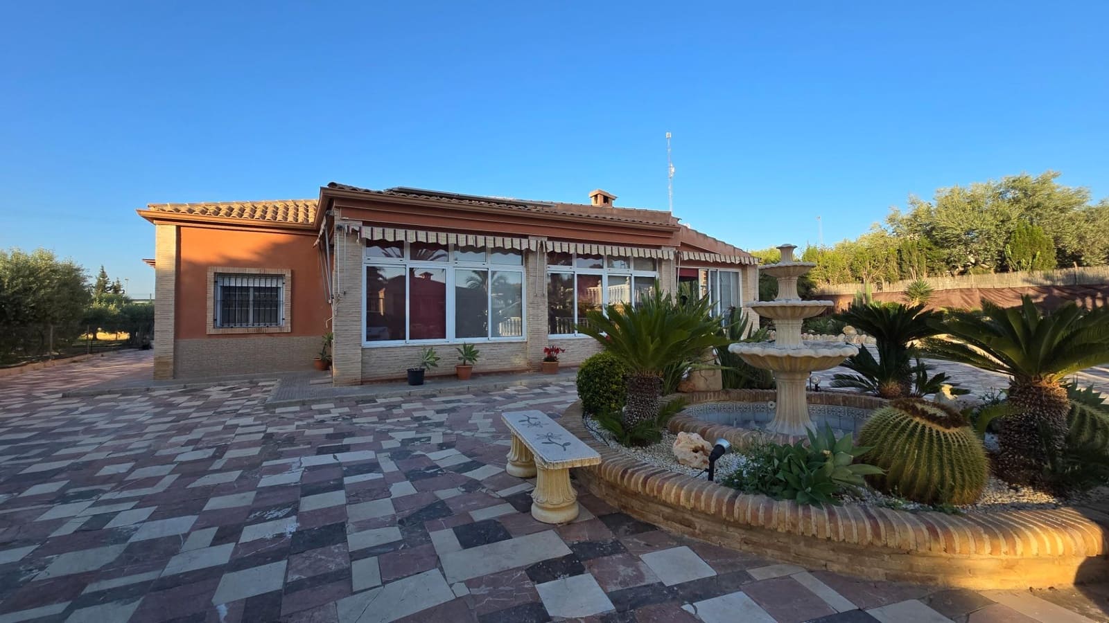 3 quarto Moradia para venda em Elche / Elx com piscina garagem - 339 900 € (Ref: 9376744)