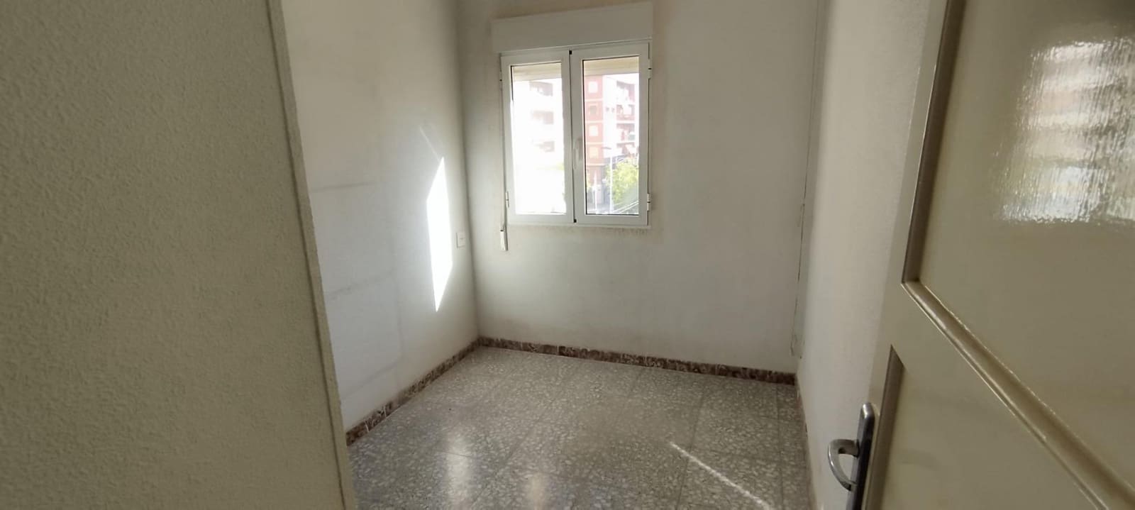 3 bedroom Flat for sale in Elche / Elx - € 125,900 (Ref: 9379256)