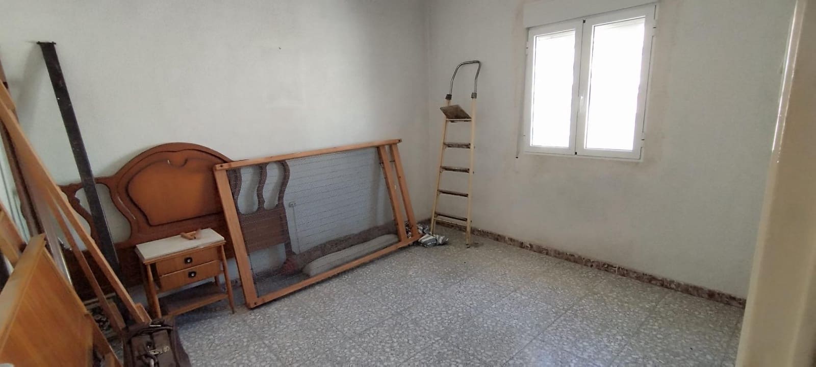 3 bedroom Flat for sale in Elche / Elx - € 125,900 (Ref: 9379256)