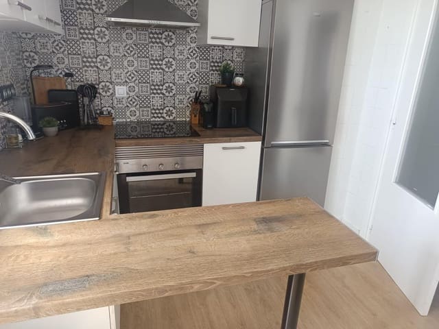Piso de 3 habitaciones en Elche / Elx en venta - 169.000 € (Ref: 9382724)