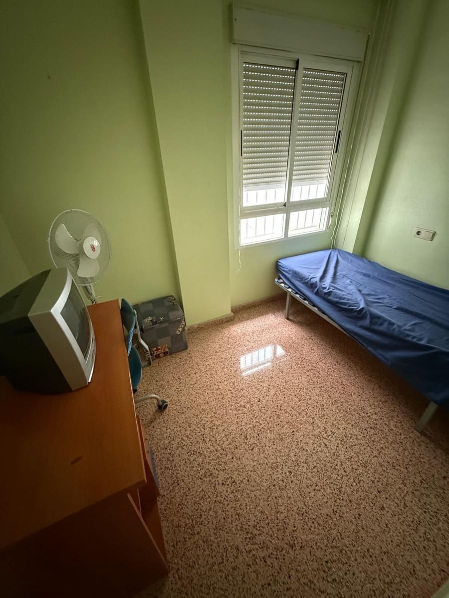 4 camera da letto Appartamento in vendita in Torrevieja con garage - 199.900 € (Rif: 9385483)