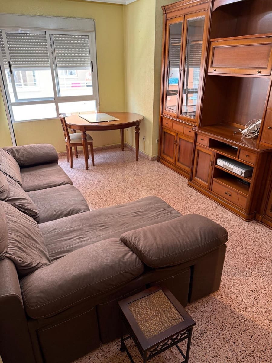 4 camera da letto Appartamento in vendita in Torrevieja con garage - 199.900 € (Rif: 9385483)