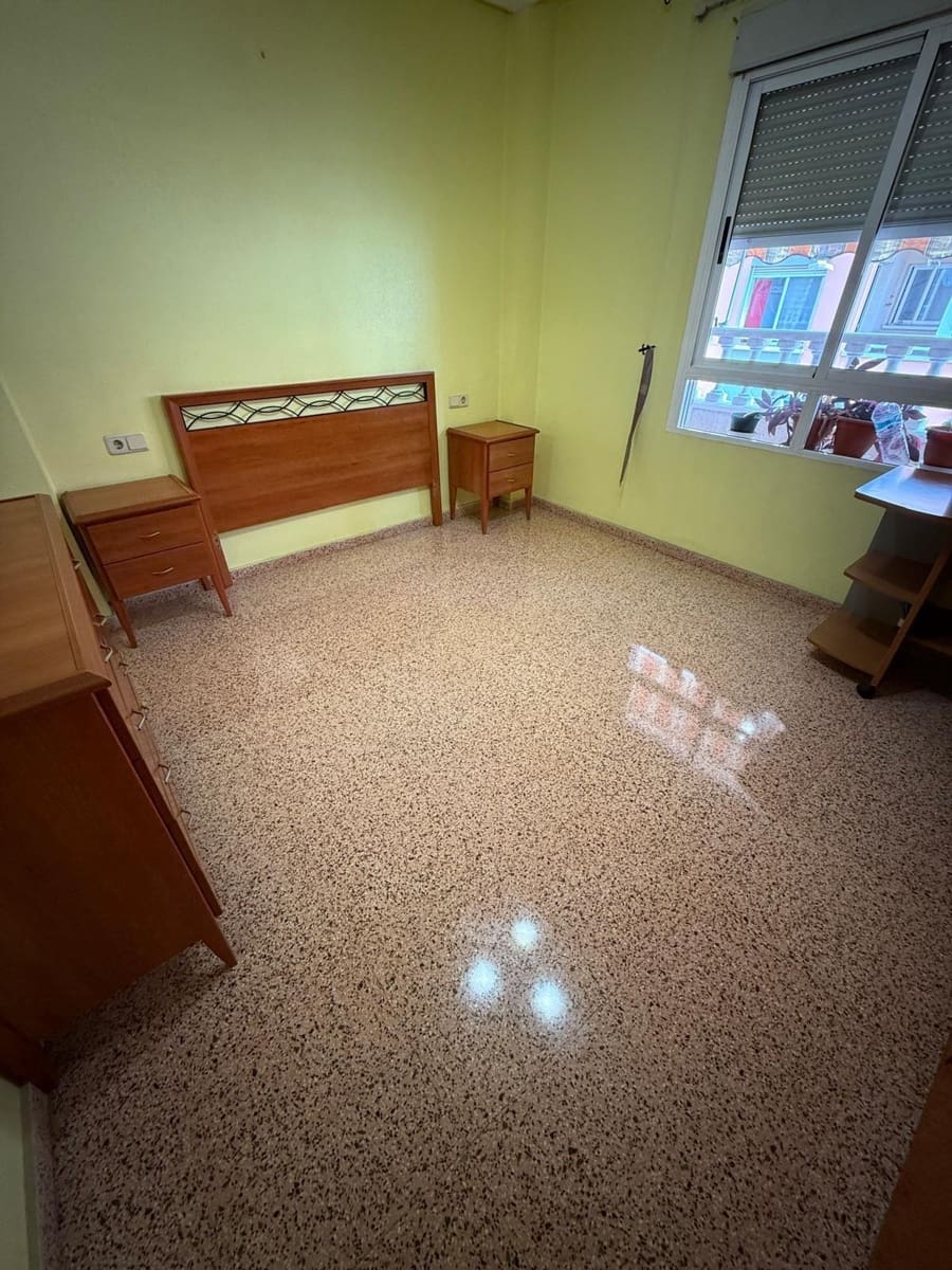 4 camera da letto Appartamento in vendita in Torrevieja con garage - 199.900 € (Rif: 9385483)