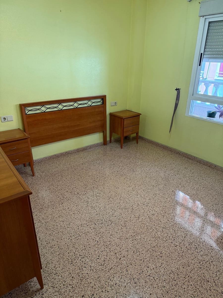 4 camera da letto Appartamento in vendita in Torrevieja con garage - 199.900 € (Rif: 9385483)