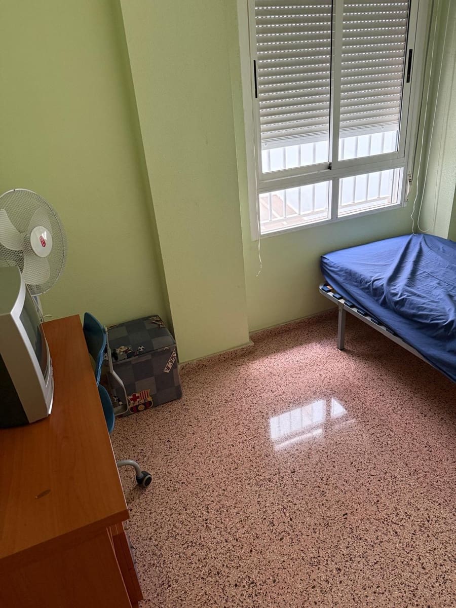 4 camera da letto Appartamento in vendita in Torrevieja con garage - 199.900 € (Rif: 9385483)