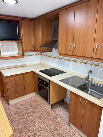 4 soveværelse Lejlighed til salg i Centro, Torrevieja med garage - € 199.900 (Ref: 9385483)