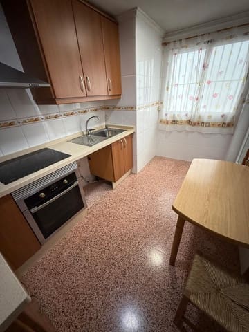 4 soveværelse Lejlighed til salg i Centro, Torrevieja med garage - € 199.900 (Ref: 9385483)