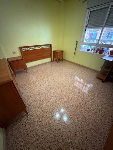 4 soveværelse Lejlighed til salg i Centro, Torrevieja med garage - € 199.900 (Ref: 9385483)