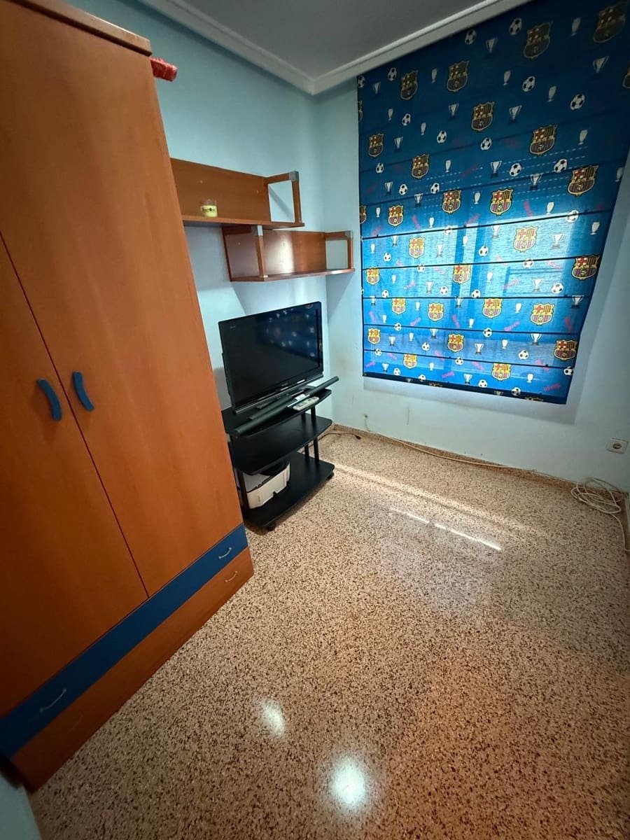 4 camera da letto Appartamento in vendita in Torrevieja con garage - 199.900 € (Rif: 9385483)