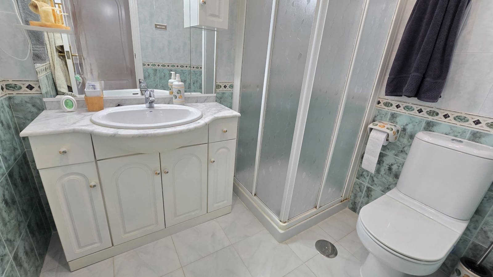 4 sypialnia Bungalow na sprzedaż w Elche / Elx z basenem garażem - 450 000 € (Ref: 9385484)