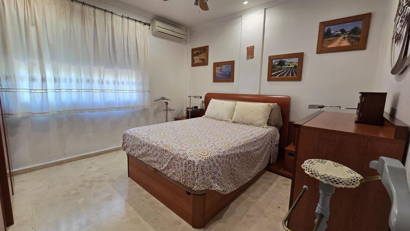 4 sypialnia Bungalow na sprzedaż w Elche / Elx z basenem garażem - 450 000 € (Ref: 9385484)