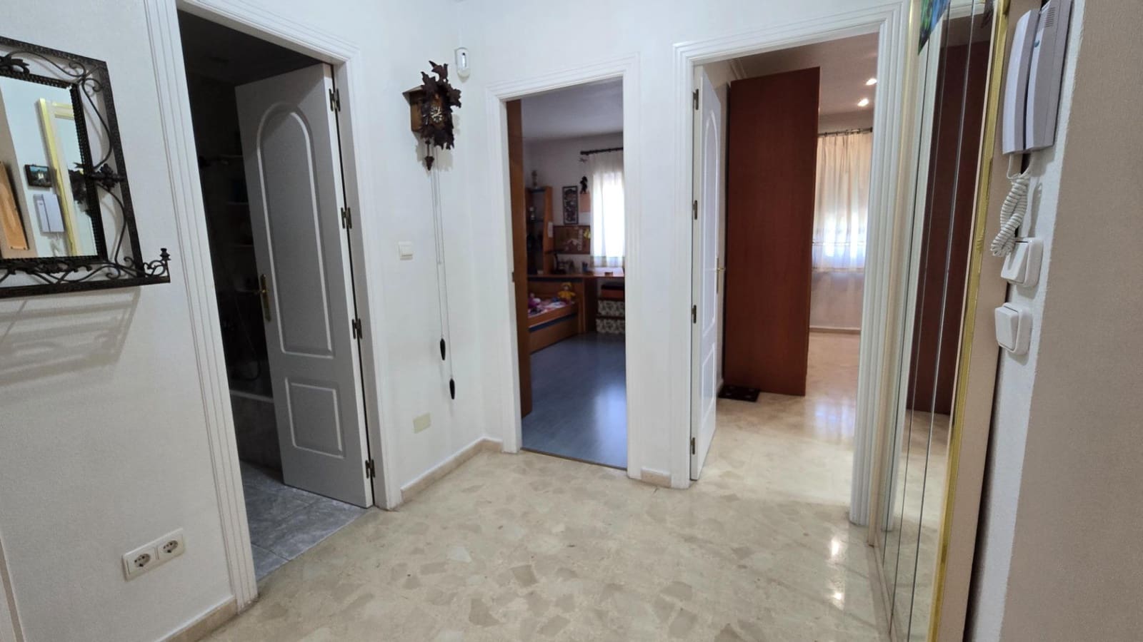 4 sypialnia Bungalow na sprzedaż w Elche / Elx z basenem garażem - 450 000 € (Ref: 9385484)