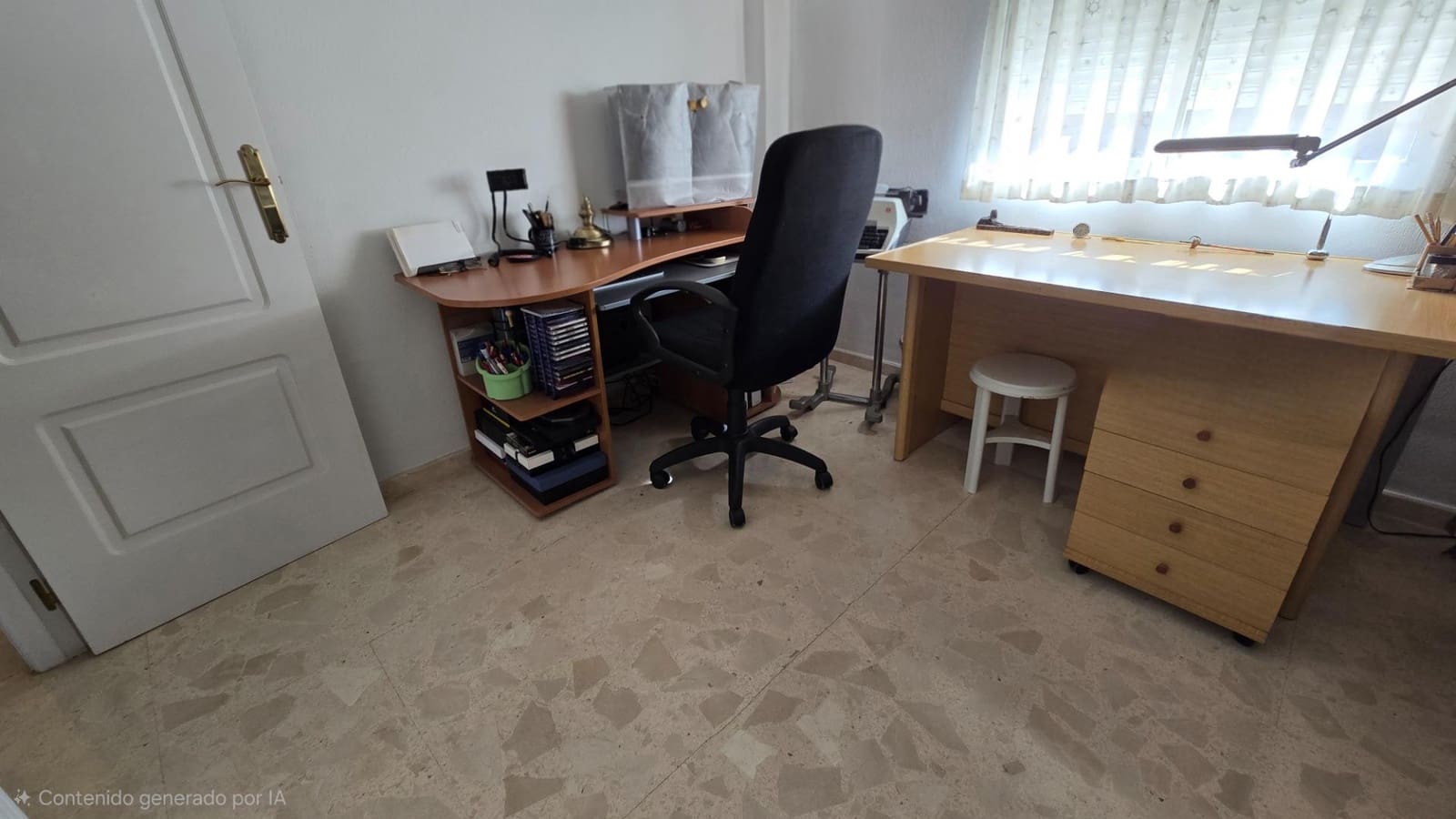 4 sypialnia Bungalow na sprzedaż w Elche / Elx z basenem garażem - 450 000 € (Ref: 9385484)