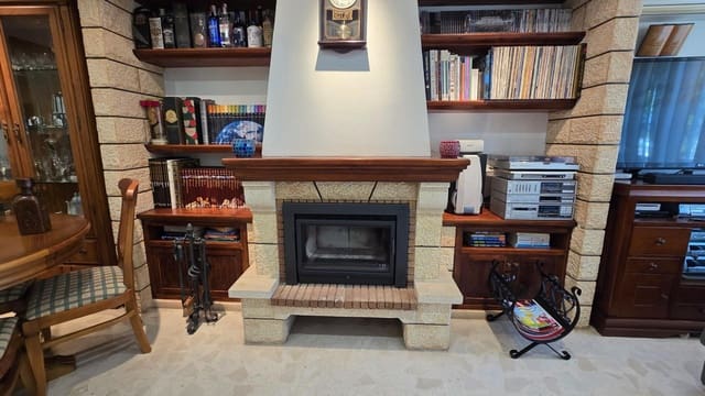 4 soveværelse Bungalow til salg i Altabix, Elche / Elx med swimmingpool garage - € 450.000 (Ref: 9385484)