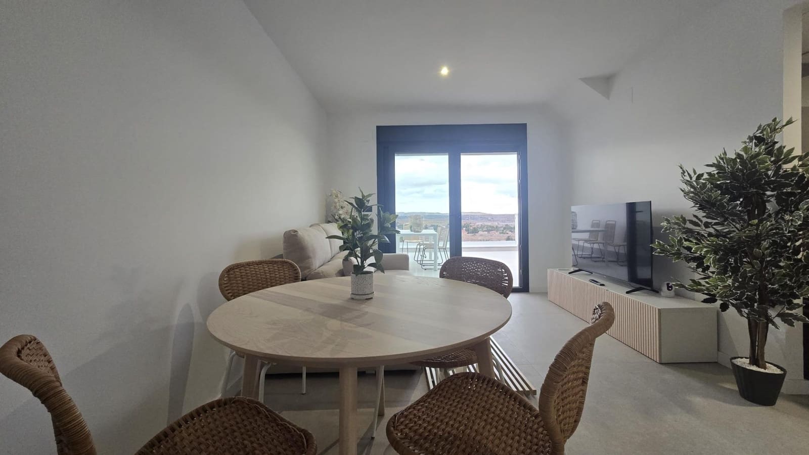 2 bedroom Apartment for sale in Muchamiel / Mutxamel with pool - € 204,000 (Ref: 9398411)