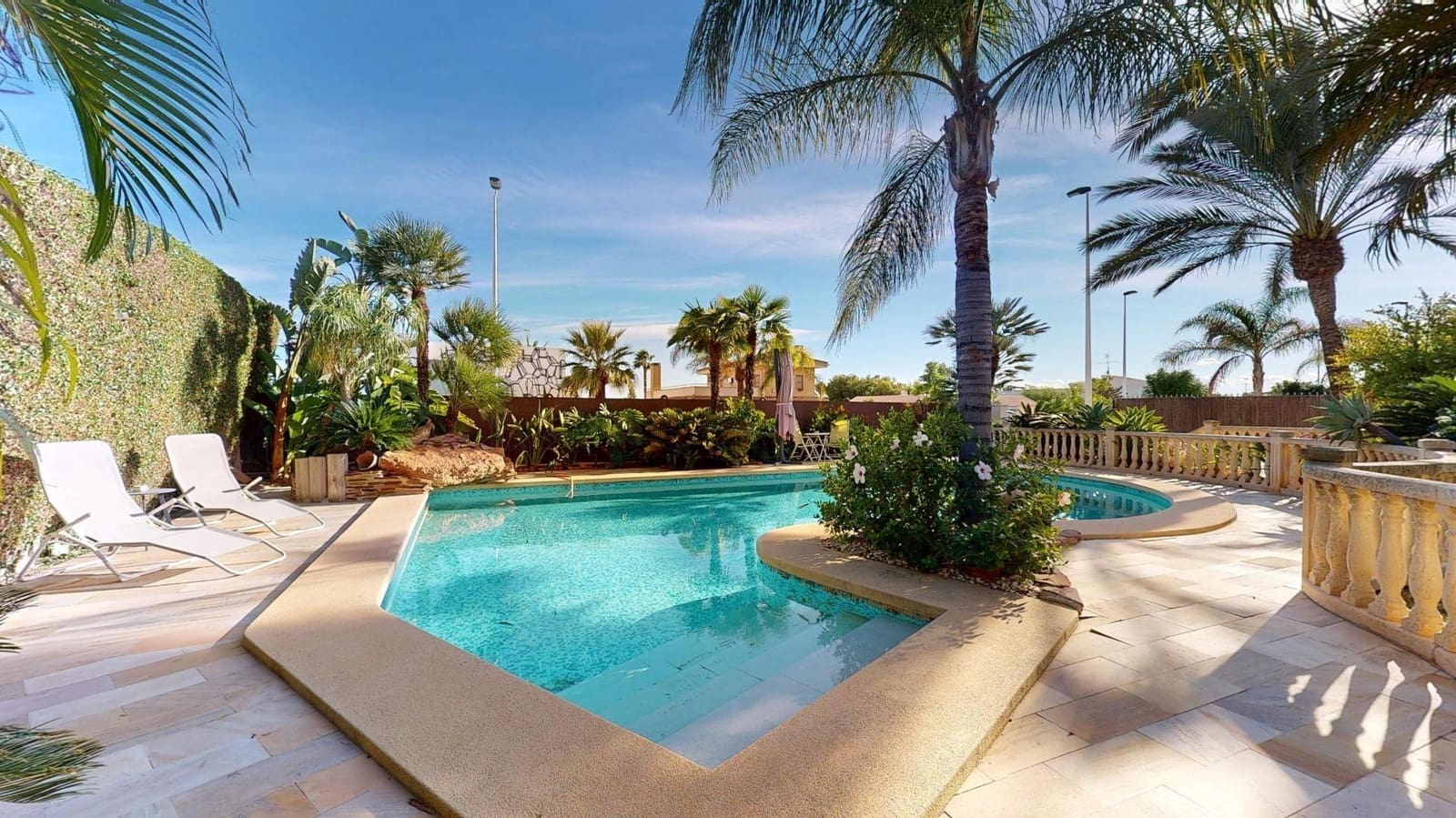 8 chambre Villa/Maison à vendre à Elche / Elx avec piscine garage - 1 200 000 € (Ref: 9400824)