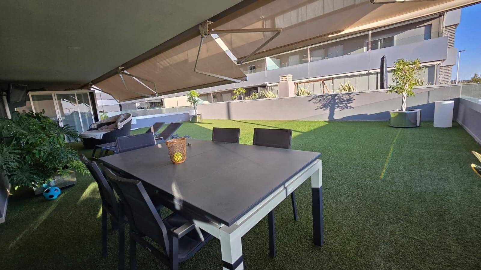 3 slaapkamer Flat te koop in Elche / Elx met zwembad garage - € 315.000 (Ref: 9403283)