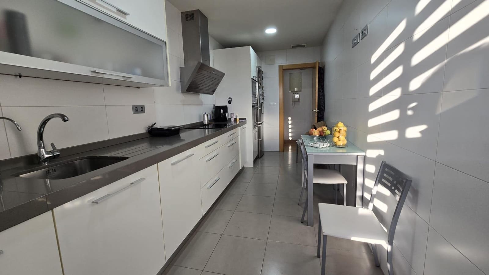 3 slaapkamer Flat te koop in Elche / Elx met zwembad garage - € 315.000 (Ref: 9403283)