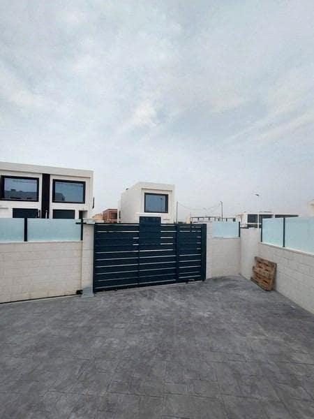 3 bedroom Villa for sale in Gran Alacant with pool - € 540,000 (Ref: 9409279)