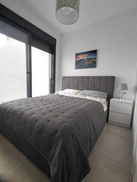 3 bedroom Villa for sale in Gran Alacant with pool - € 540,000 (Ref: 9409279)