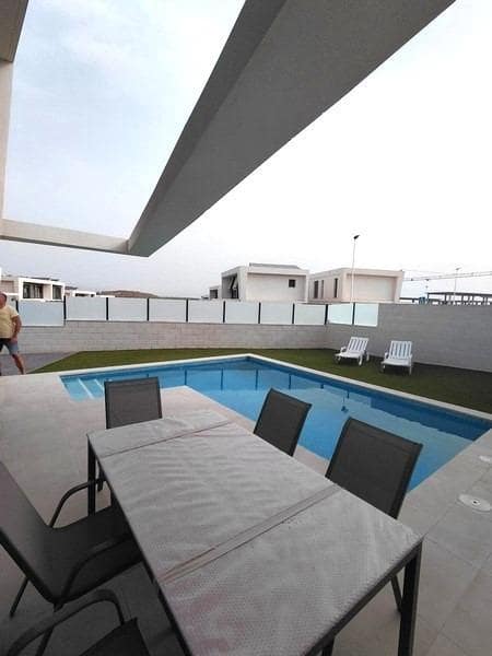 3 bedroom Villa for sale in Gran Alacant with pool - € 540,000 (Ref: 9409279)