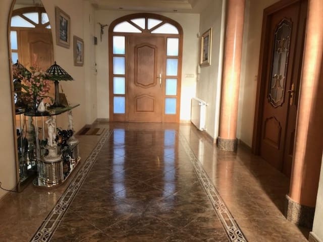 5 Zimmer Villa zu verkaufen in Elche / Elx - 830.000 € (Ref: 9419593)
