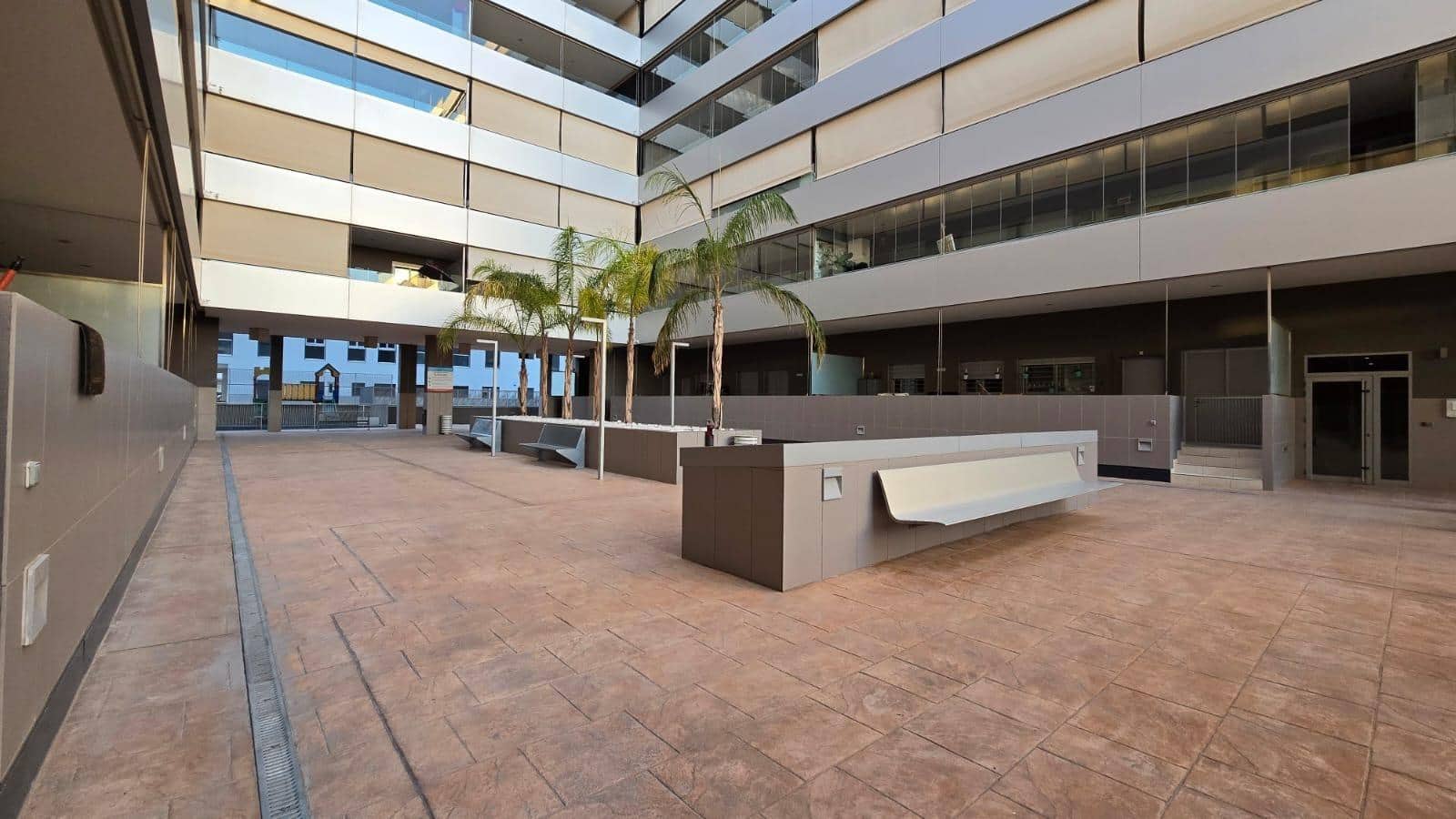 3 bedroom Flat for sale in Elche / Elx with pool garage - € 315,000 (Ref: 9424413)