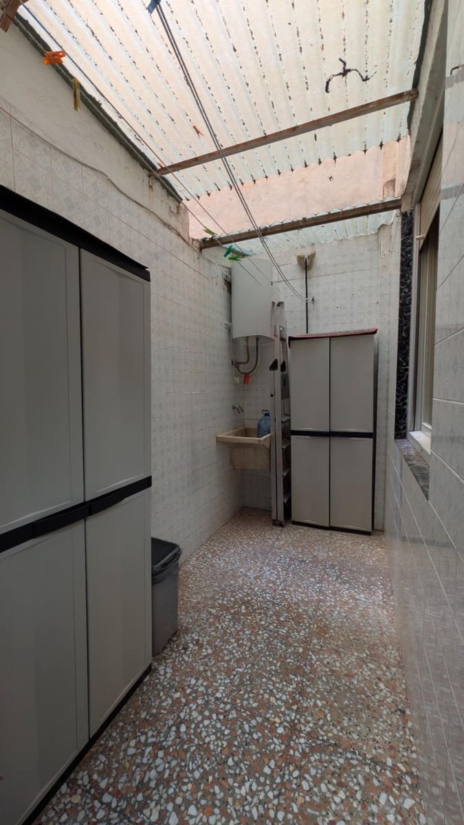 3 bedroom Flat for sale in Elche / Elx - € 139,000 (Ref: 9437596)
