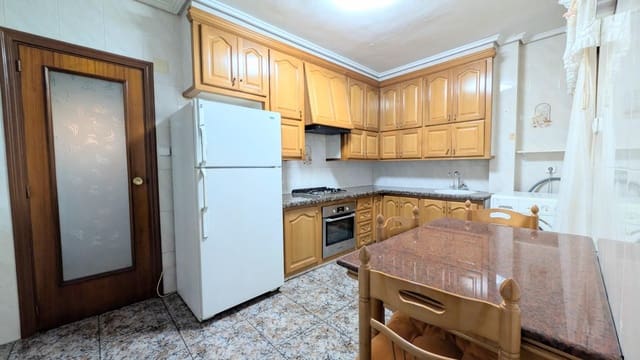 3 sypialnia Mieszkanie na sprzedaż w Elche / Elx - 139 000 € (Ref: 9437596)