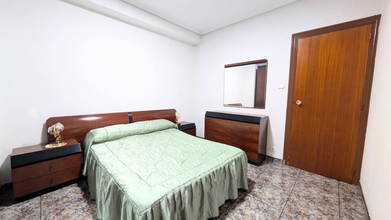 3 bedroom Flat for sale in Elche / Elx - € 139,000 (Ref: 9437596)