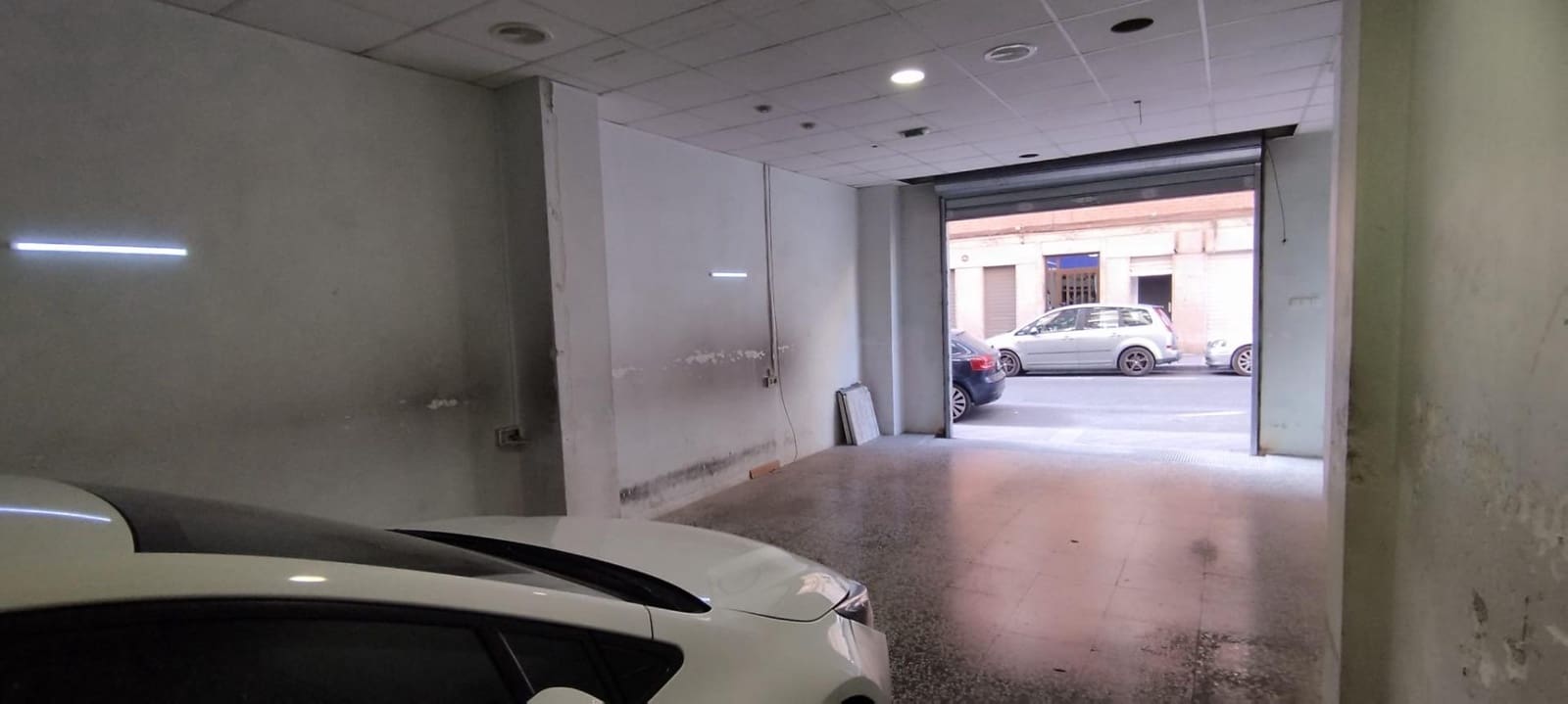 Erhverv til salg i Elche / Elx med garage - € 90.000 (Ref: 9437597)