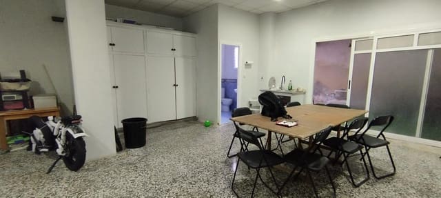 Erhverv til salg i Elche / Elx med garage - € 90.000 (Ref: 9437597)