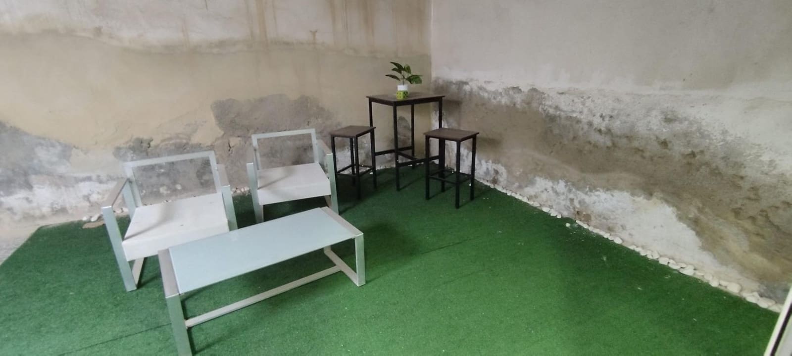 Erhverv til salg i Elche / Elx med garage - € 90.000 (Ref: 9437597)