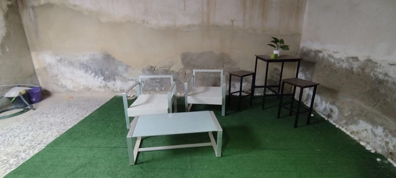 Erhverv til salg i Elche / Elx med garage - € 90.000 (Ref: 9437597)