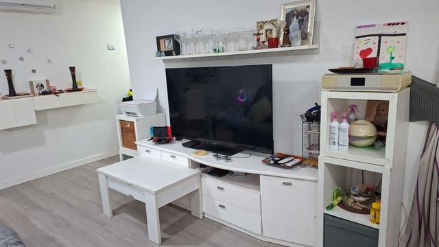 2 soveværelse Lejlighed til salg i La Marina, Elche / Elx - € 186.000 (Ref: 9437599)