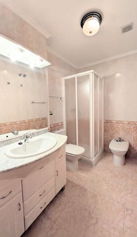 3 quarto Apartamento para venda em Elche / Elx - 187 000 € (Ref: 9441421)