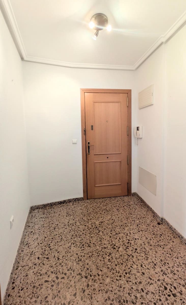 3 quarto Apartamento para venda em Elche / Elx - 187 000 € (Ref: 9441421)