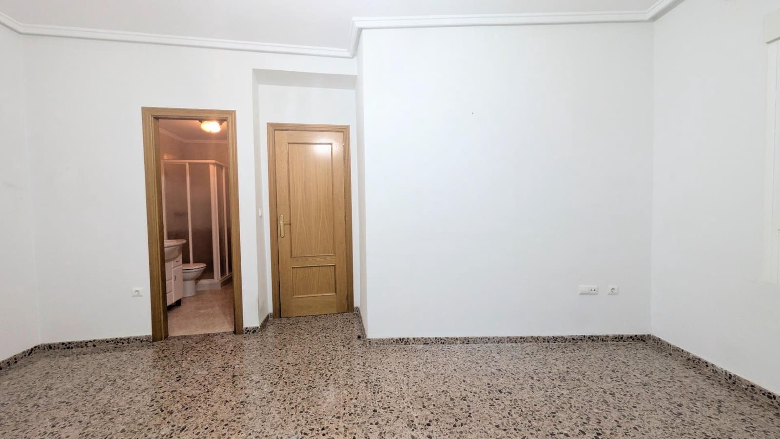 3 quarto Apartamento para venda em Elche / Elx - 187 000 € (Ref: 9441421)