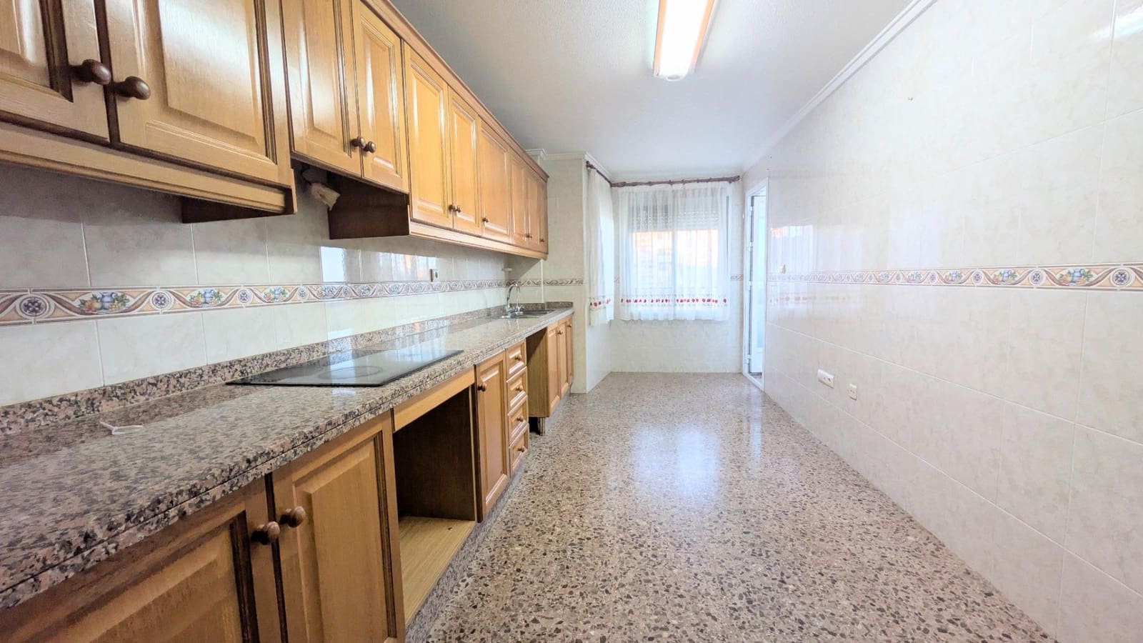 3 quarto Apartamento para venda em Elche / Elx - 187 000 € (Ref: 9441421)