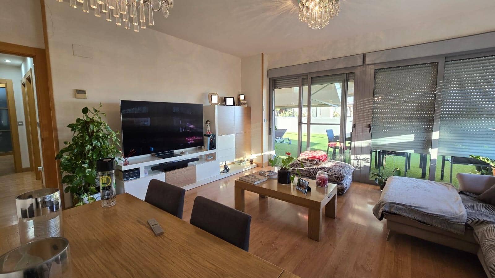 Piso de 3 habitaciones en Elche / Elx en venta con piscina garaje - 315.000 € (Ref: 9441847)